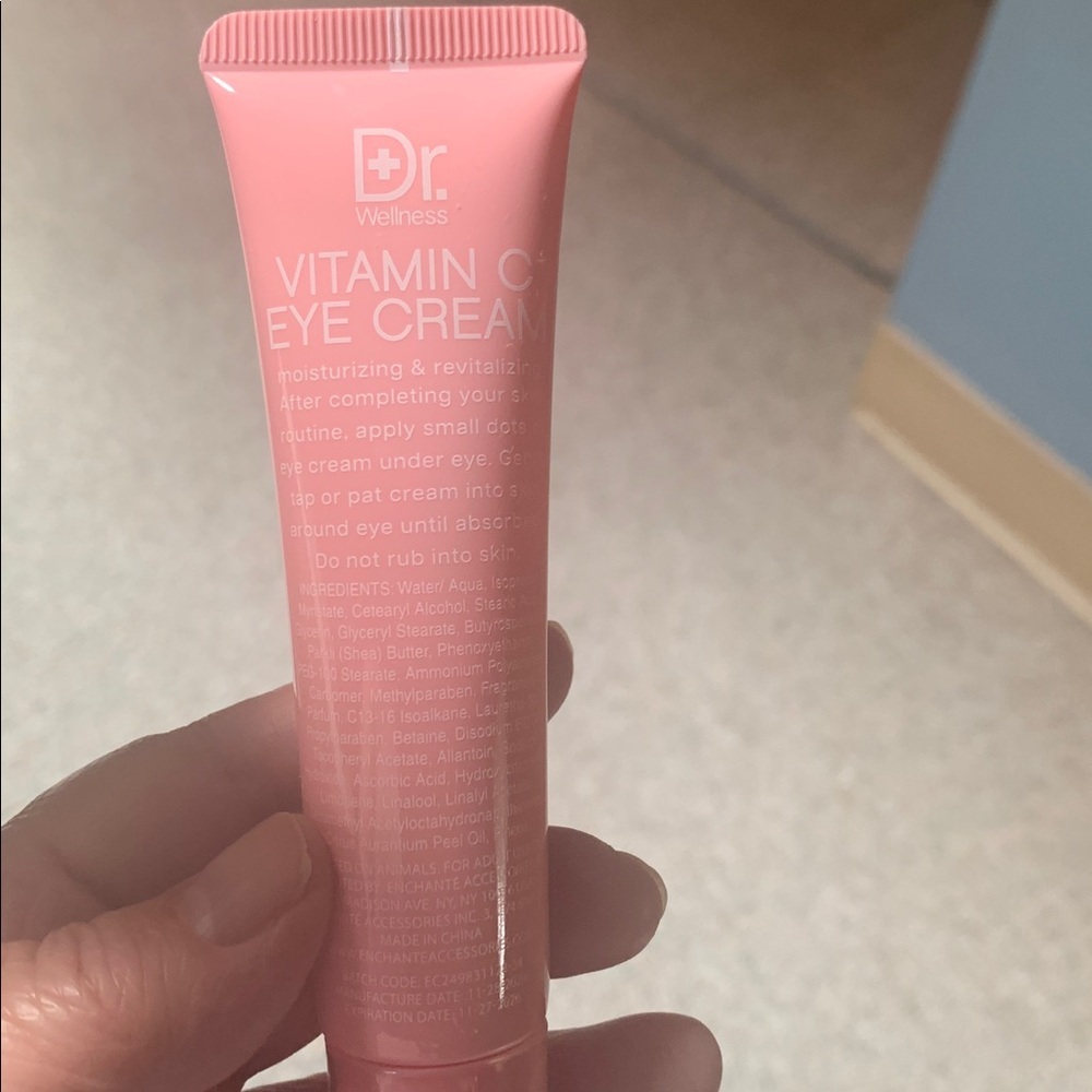 Dr Wellness Vitamin C Eye Cream - Picture 7 of 7